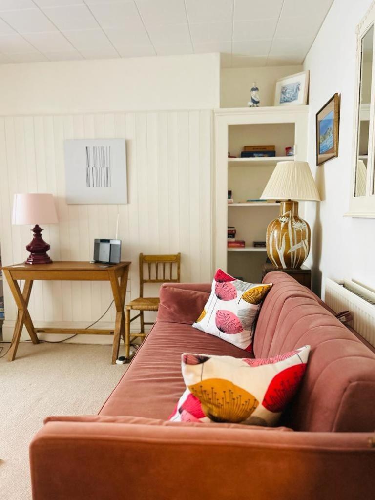Spacious Comfortable Flat With Free Parking In East Finchley, Muswell Hill & Close To Alexandra Palace Londyn Zewnętrze zdjęcie